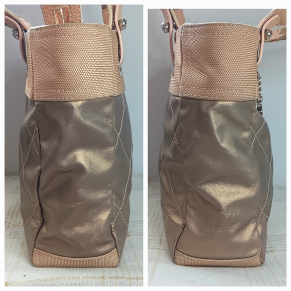 Authentic ✨️ CHANEL Leather Biarritz Paris Tote Bag Gold/ Cream - Picture 9 of 16